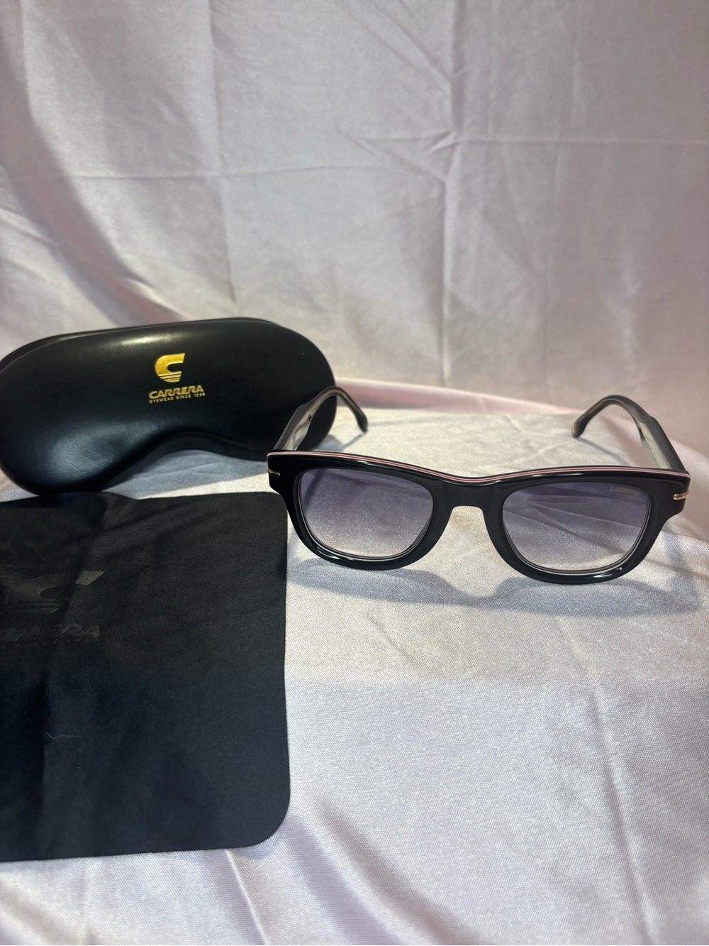 Carrera Men’s Black Wayfarer Sunglasses with Gradient Lenses